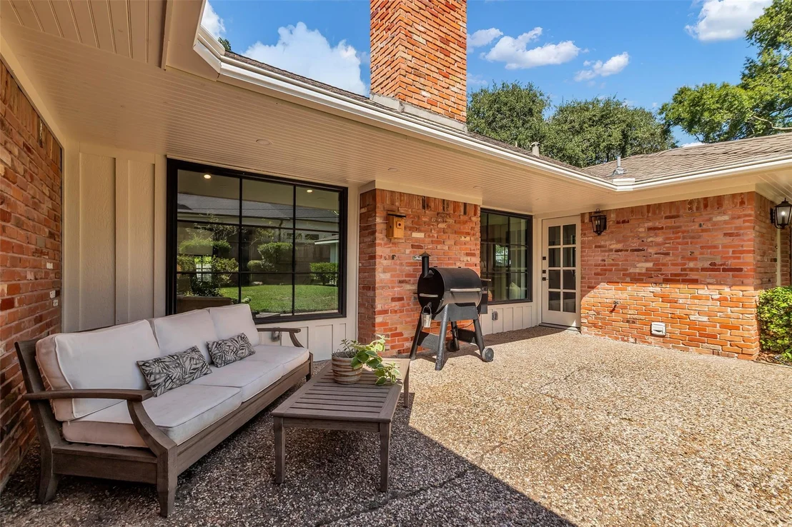 Photo of 606 Hallie Drive