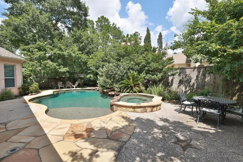 Photo of 6 Lovenote Court