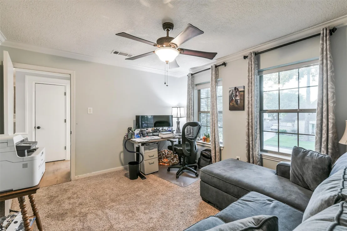 Photo of 3823 Elmcrest Drive