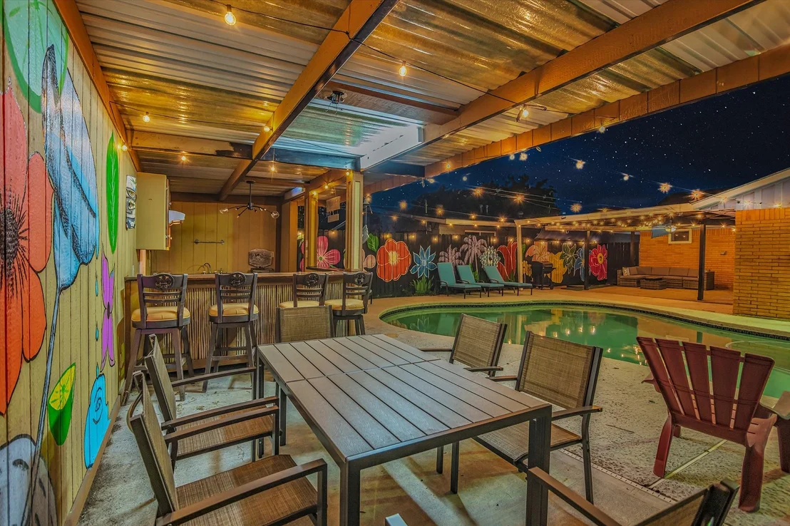 Photo of 2608 Grape Lane