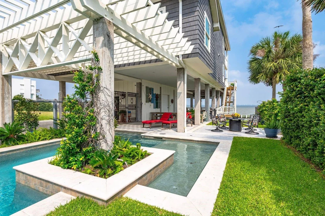 Photo of 12 Tiki Circle
