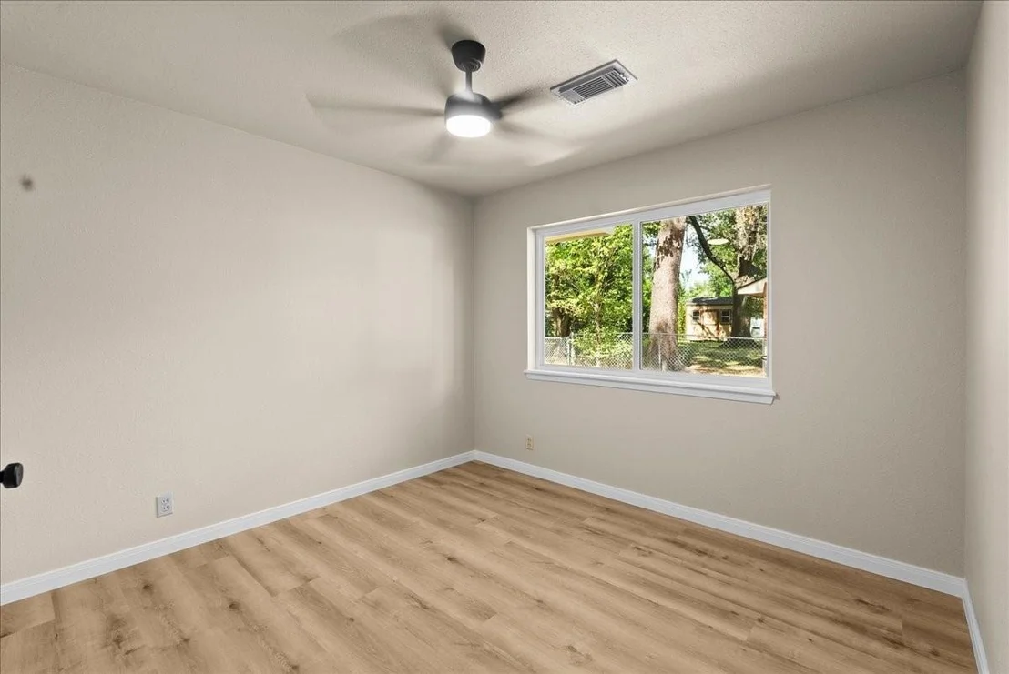 Photo of 5142 Mockingbird Lane