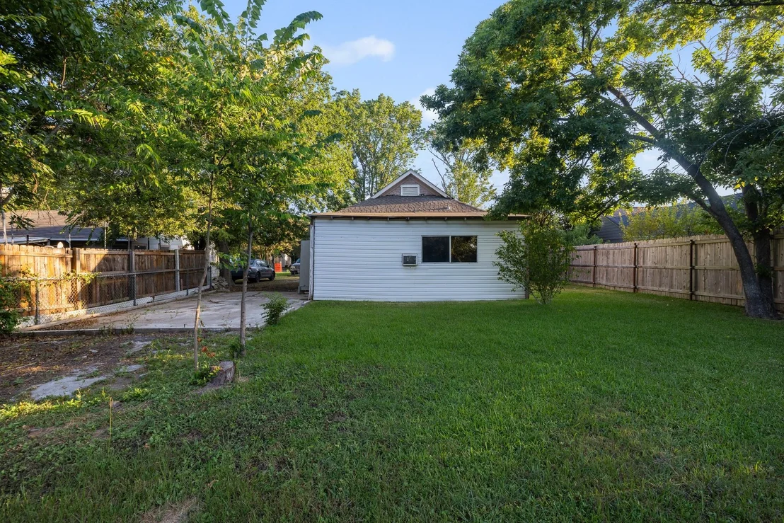 Photo of 1509 Ursuline Avenue