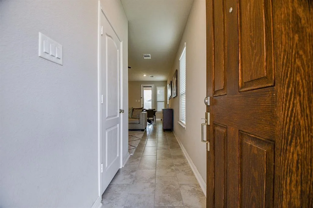 Photo of 6839 Knoll Spring Way