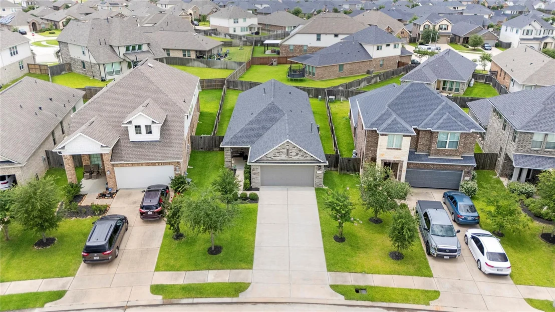 Photo of 31222 Pinebrook Falls Lane