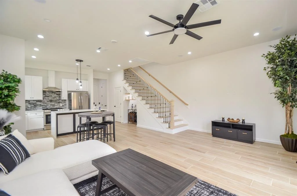 Photo of 7433 Hezekiah Lane