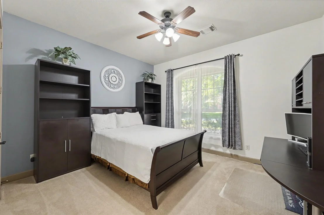 Photo of 90 Player Oaks Place