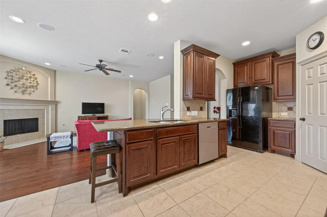 Photo of 46 Tallgrass Way