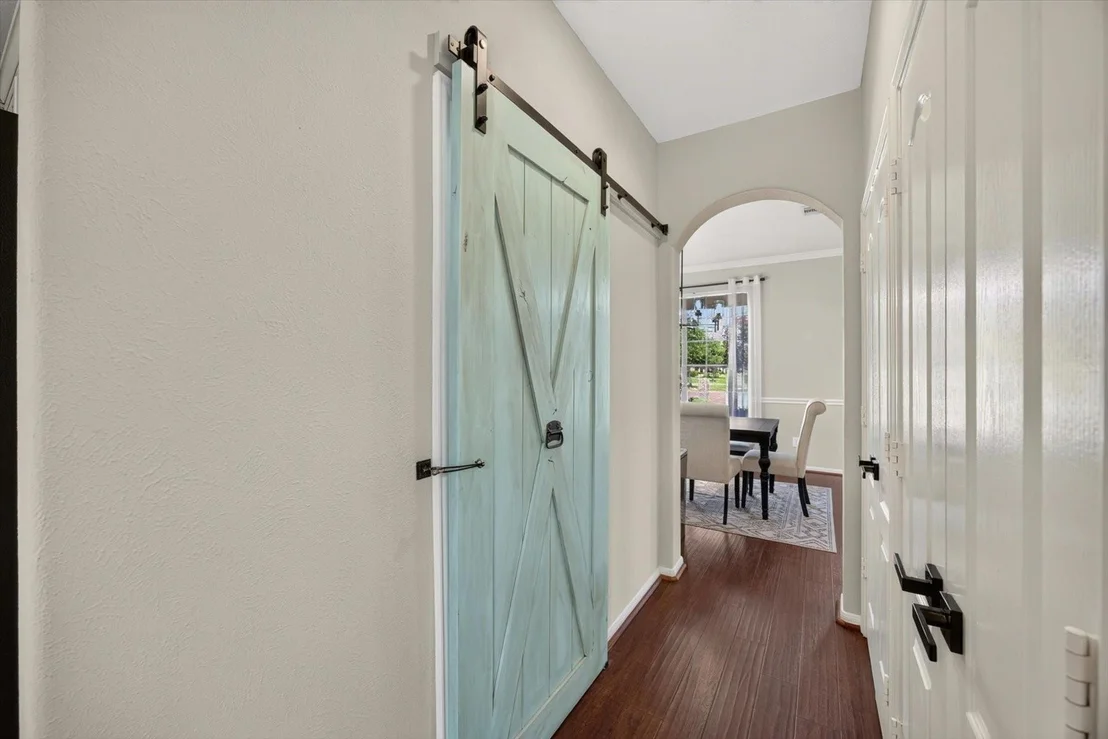 Photo of 9231 Barnsford Lane