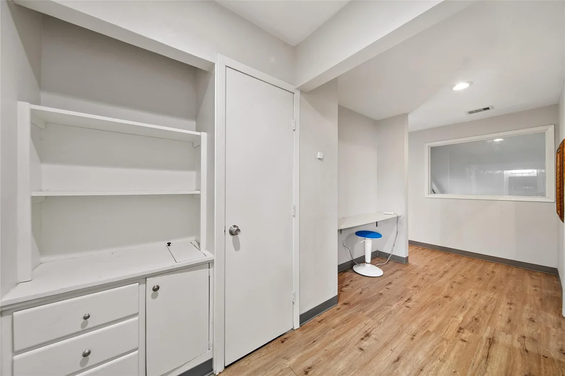 Photo of 6122 Gallant Forest Drive