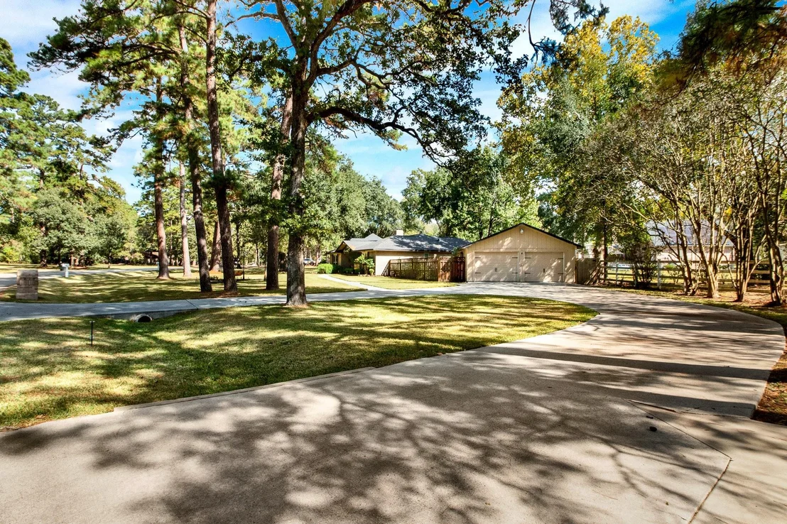Photo of 1219 Coe Road
