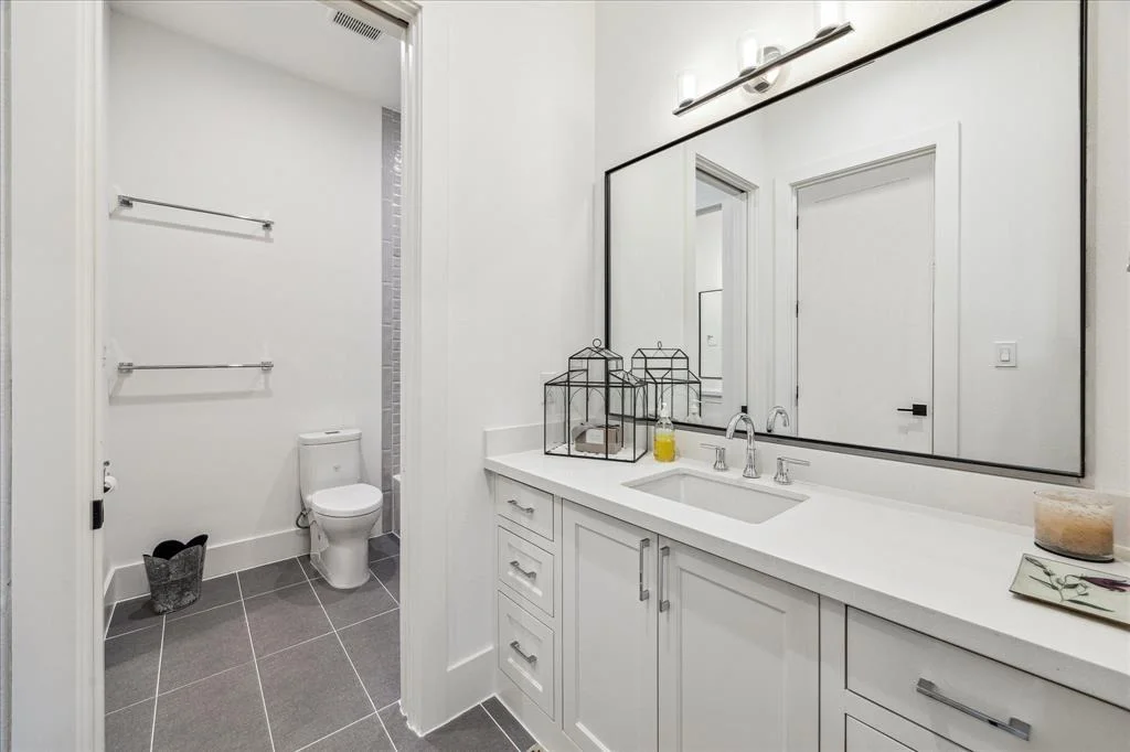 Photo of 1509 Glourie Drive