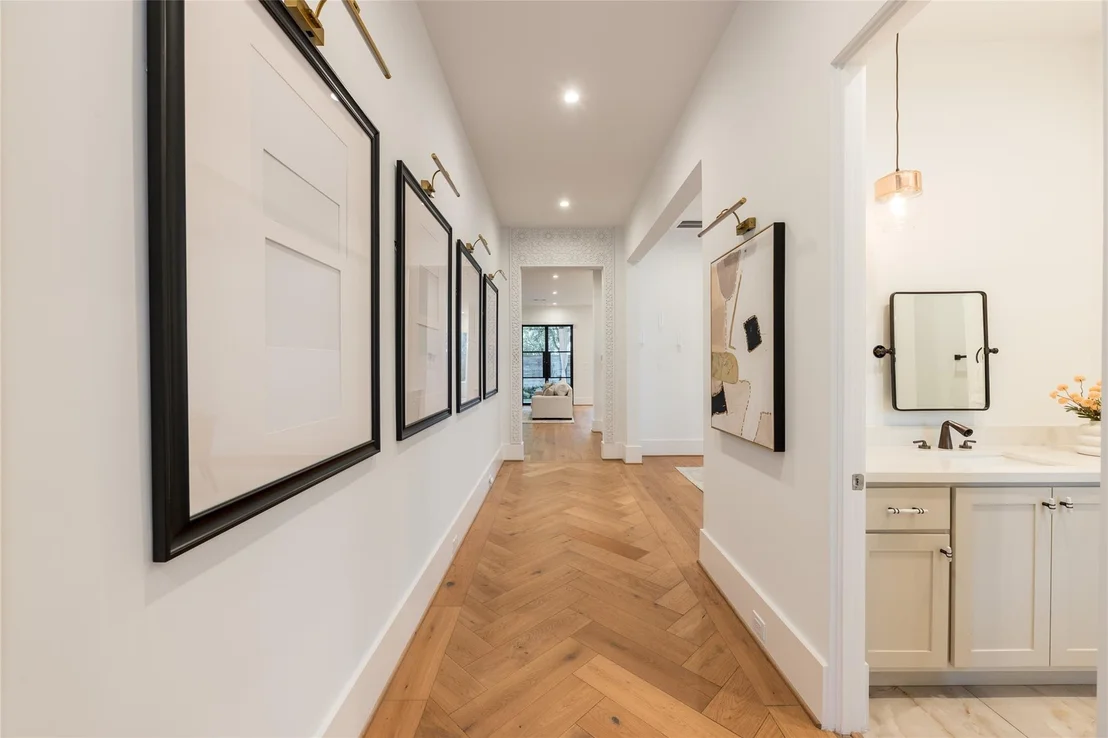 Photo of 2817 Albans Road