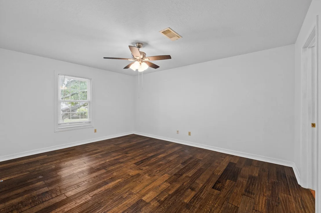 Photo of 4007 Valley Estates Drive