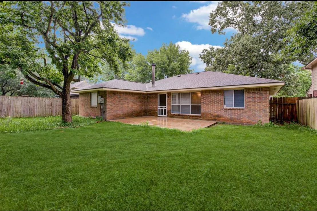 Photo of 2422 Pine Cone Drive