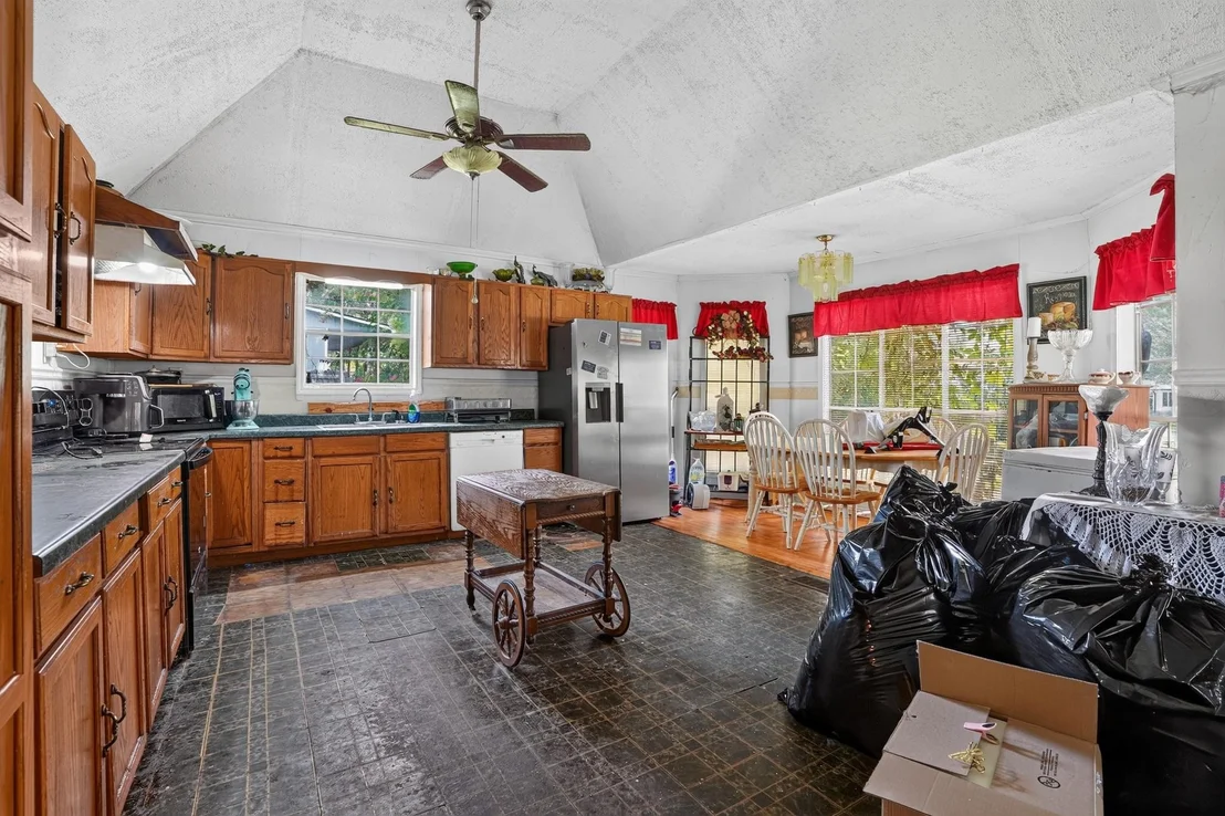 Photo of 448 Timber Bay Drive