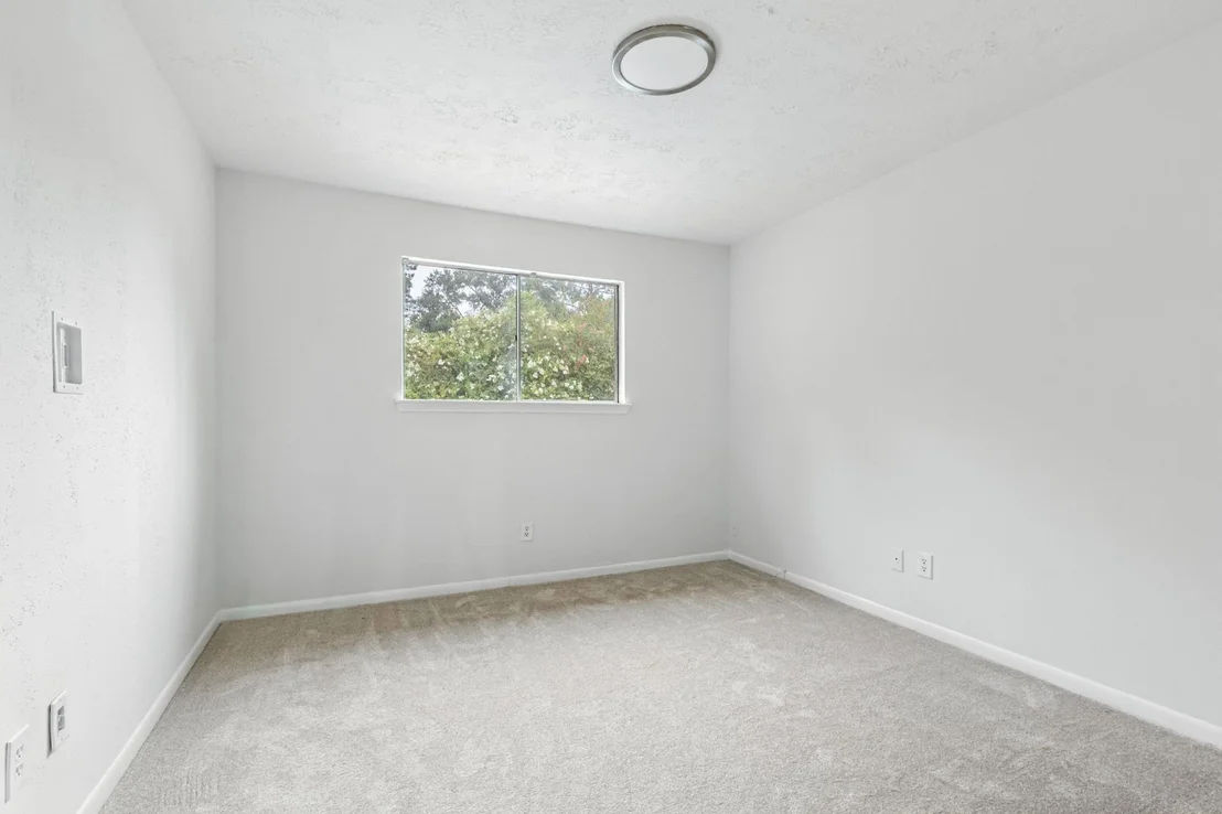Photo of 606 Orangewood Drive