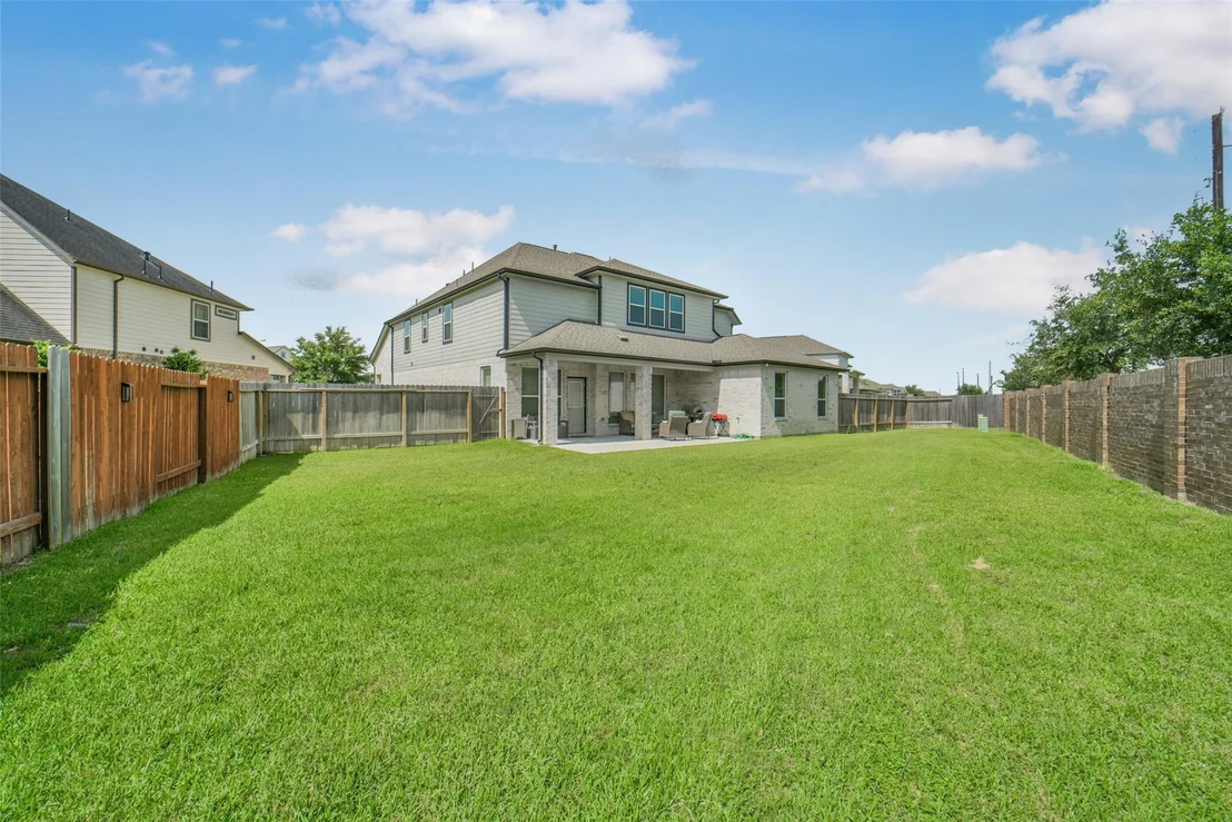 Photo of 23610 Iris Field Court