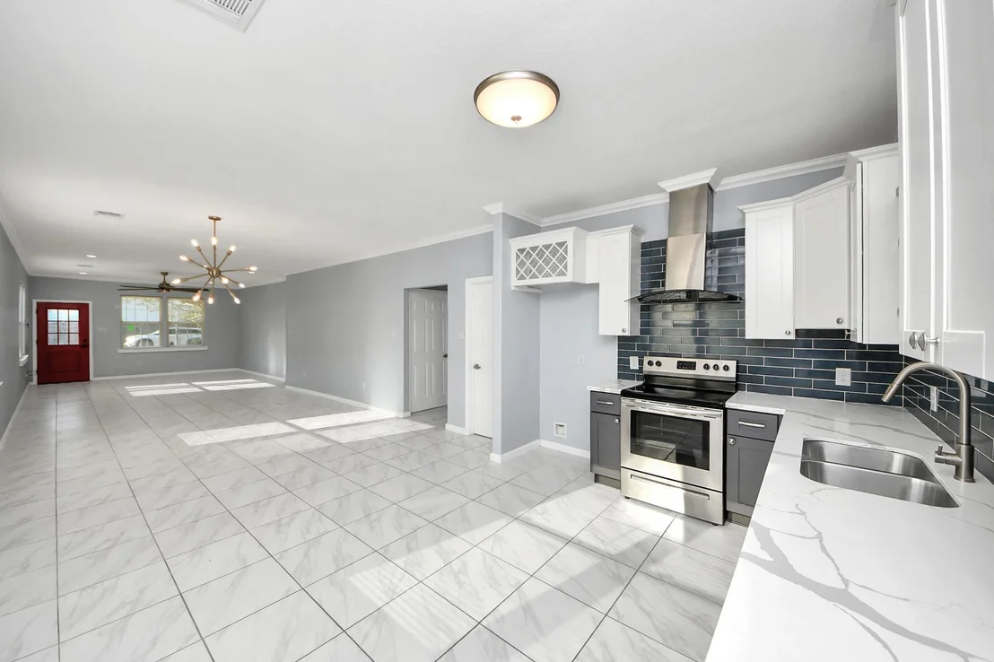 Photo of 7969 Rand Street