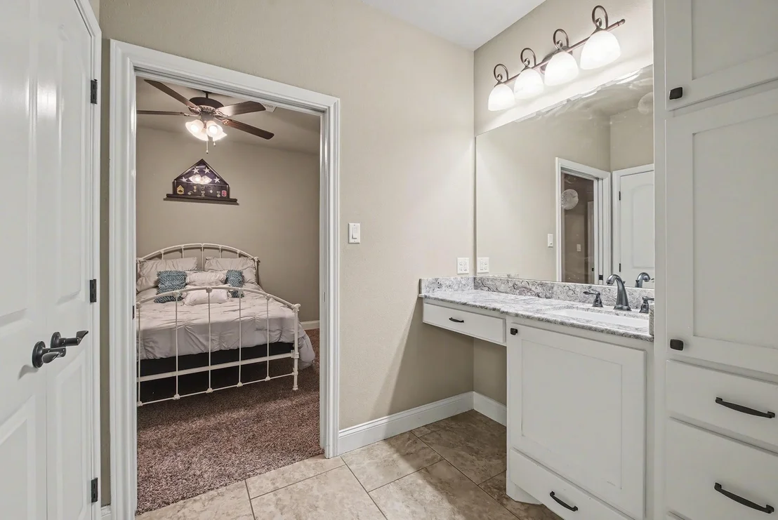 Photo of 4605 River Valley Drive