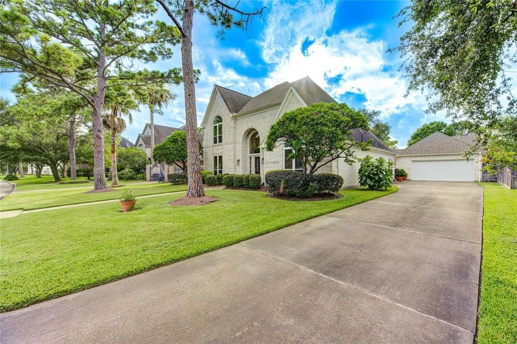 Photo of 5523 Honor Drive