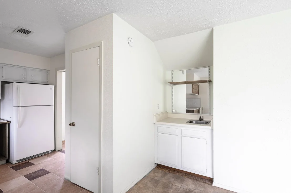 Photo of 4423 Mossygate Drive