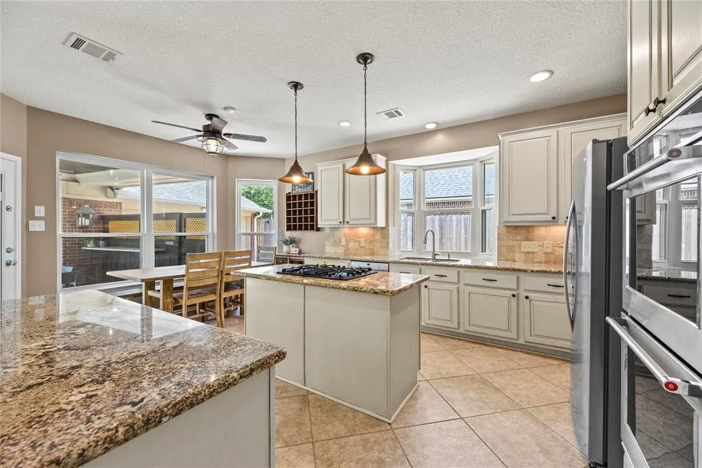 Photo of 1310 Blackthorne Drive
