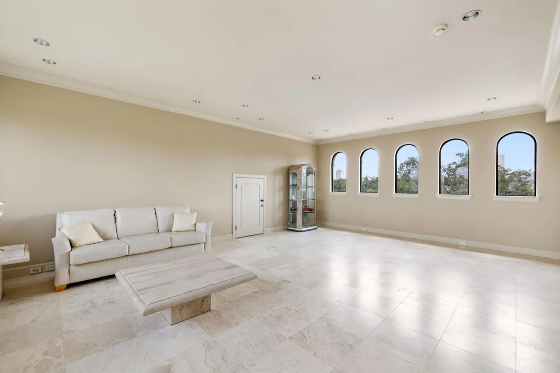 Photo of 5412 Sturbridge Drive