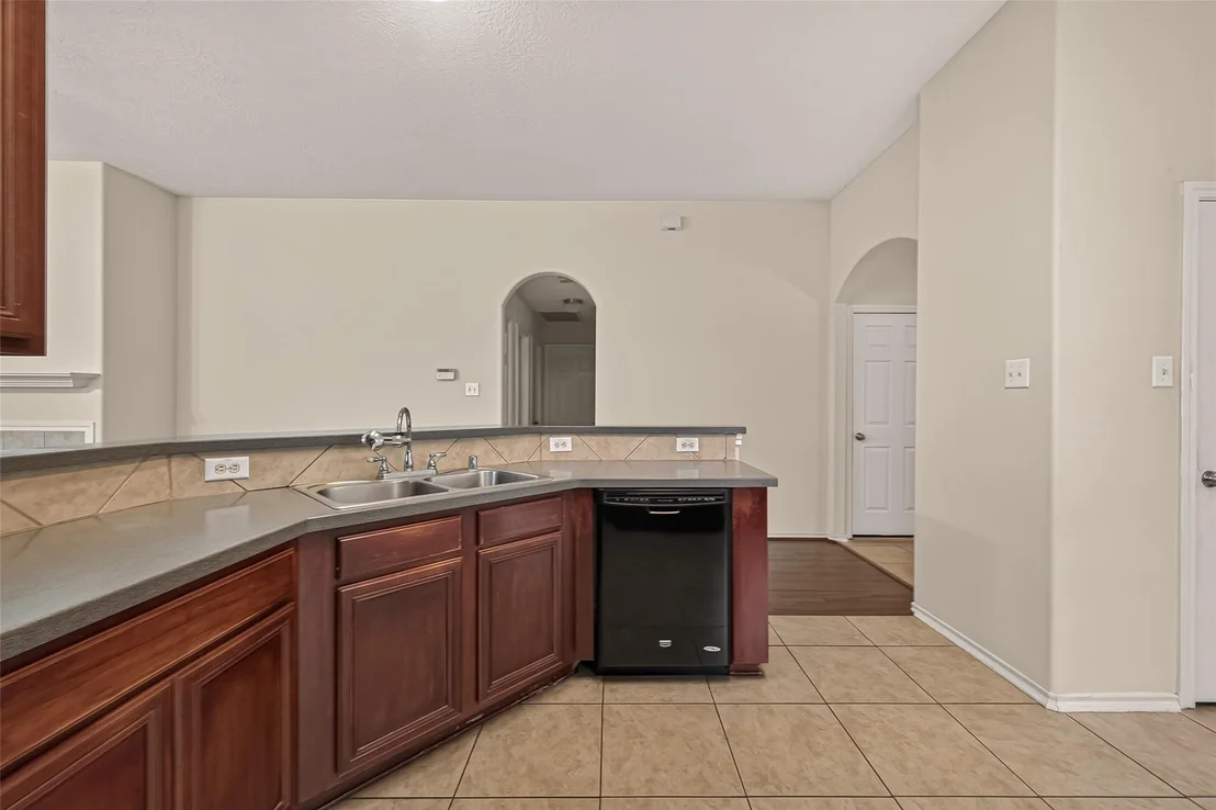 Photo of 5006 Juniper Walk Lane