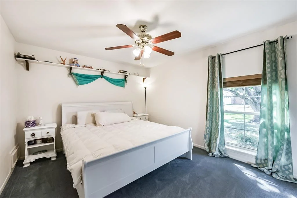 Photo of 12938 Dermott Drive