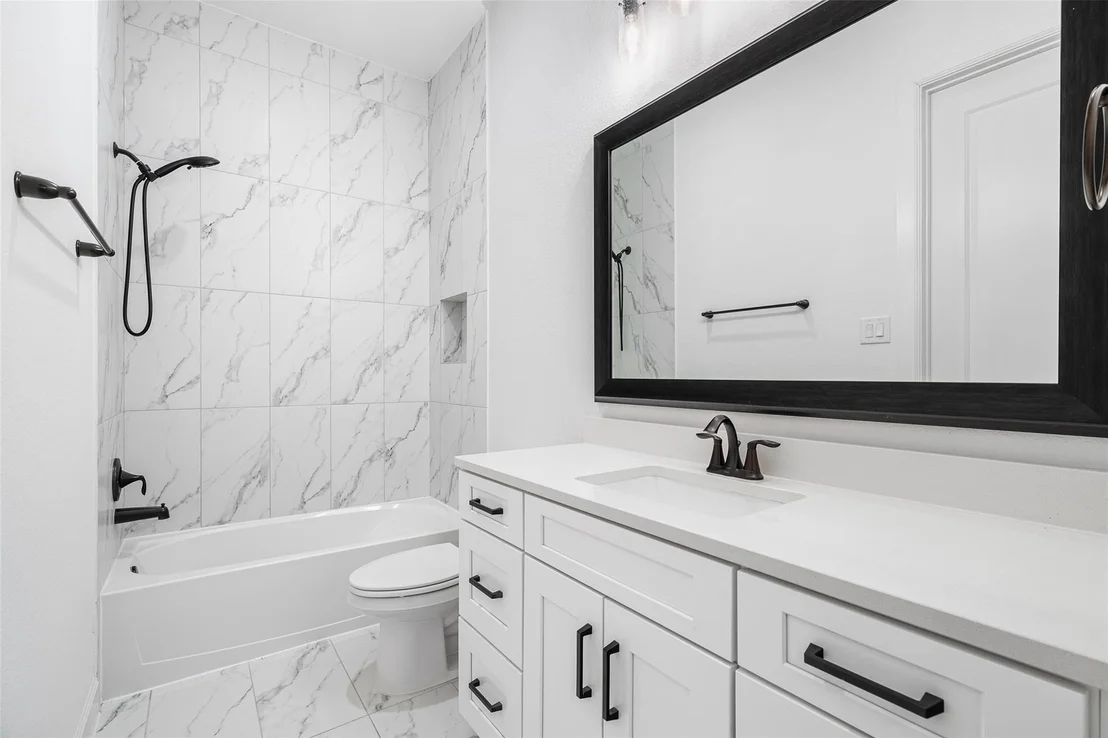 Photo of 15240 Hemingway Heights Drive