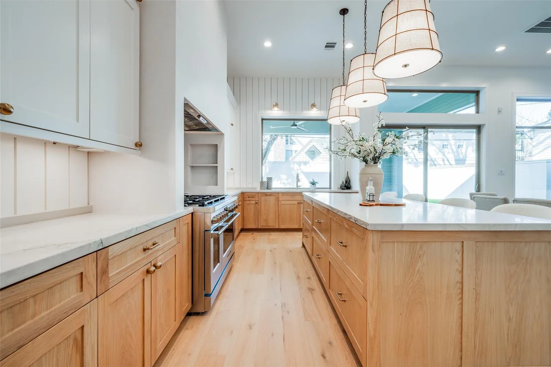 Photo of 2332 South Blvd Boulevard