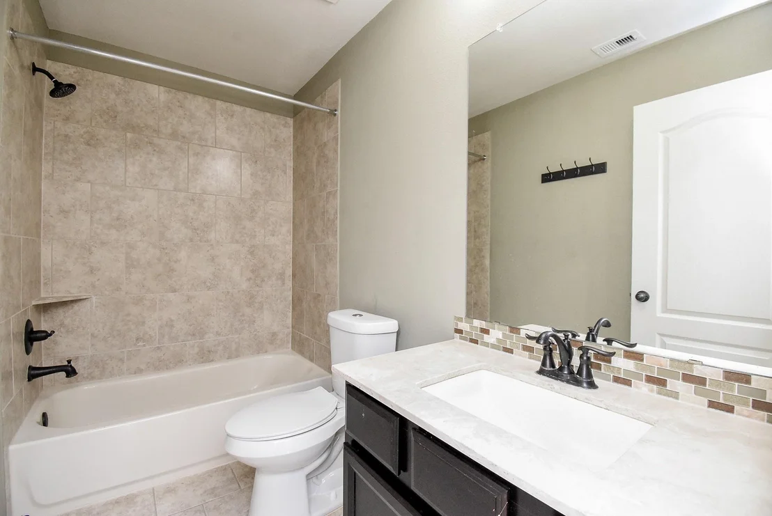 Photo of 6034 Gracys Landing Lane