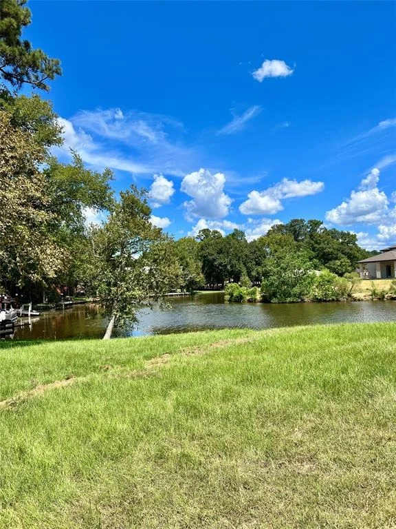 Photo of 7 Cypress Bend