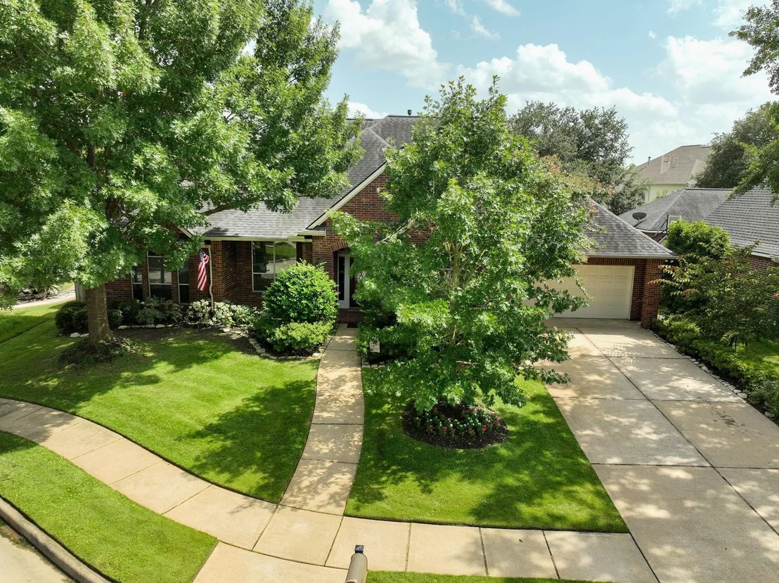 Photo of 1514 Robins Forest Drive