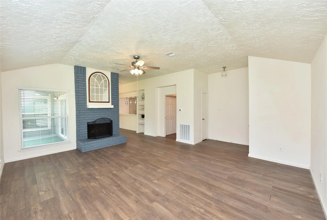 Photo of 16007 Ridgegreen Drive
