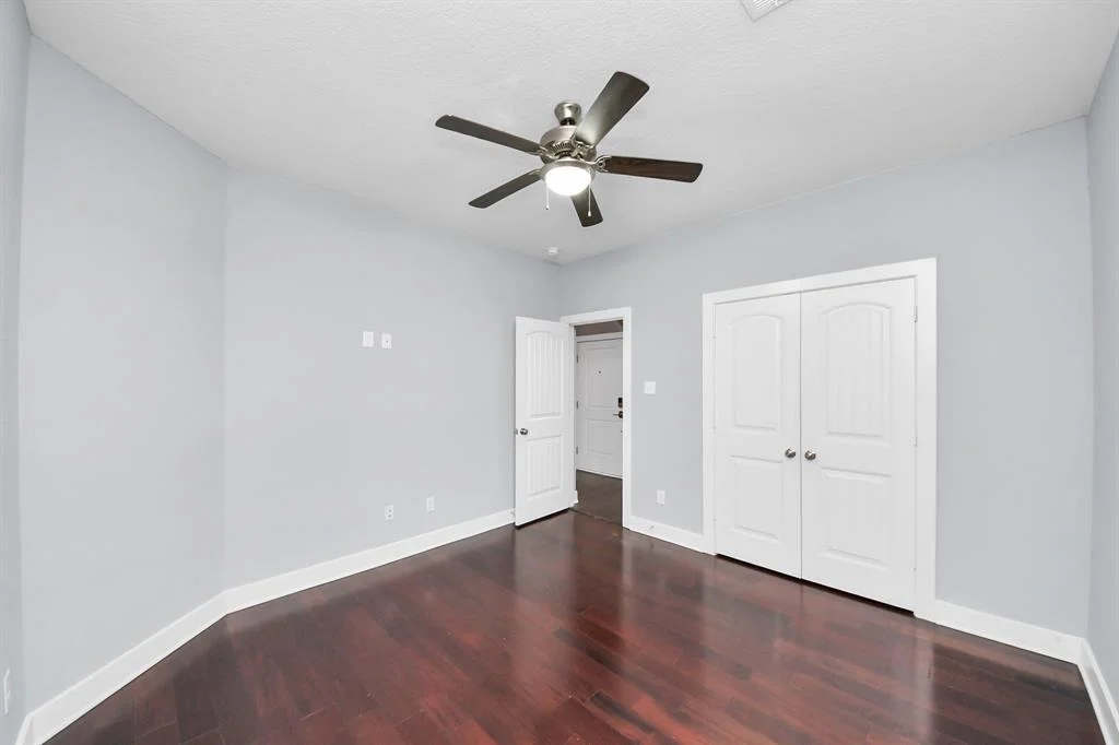 Photo of 6097 Yale Street