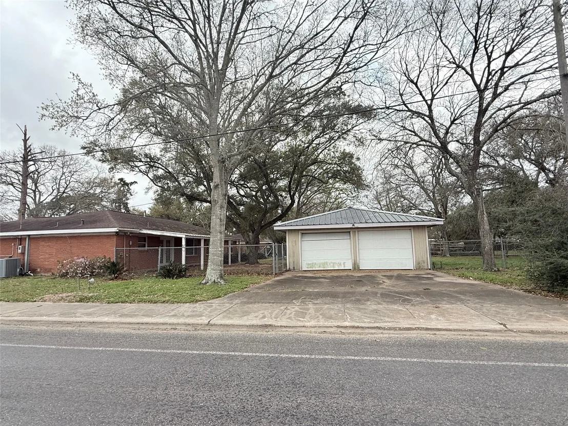 Photo of 4100 Mockingbird Lane