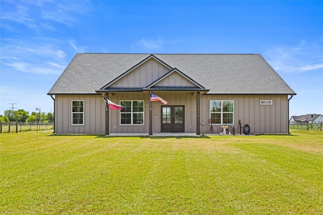 Photo of 5213 County Road 127
