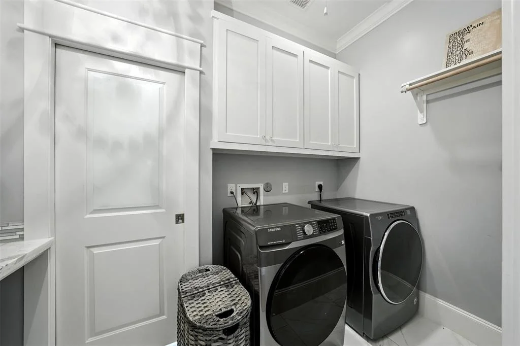 Photo of 829 Ralfallen Street