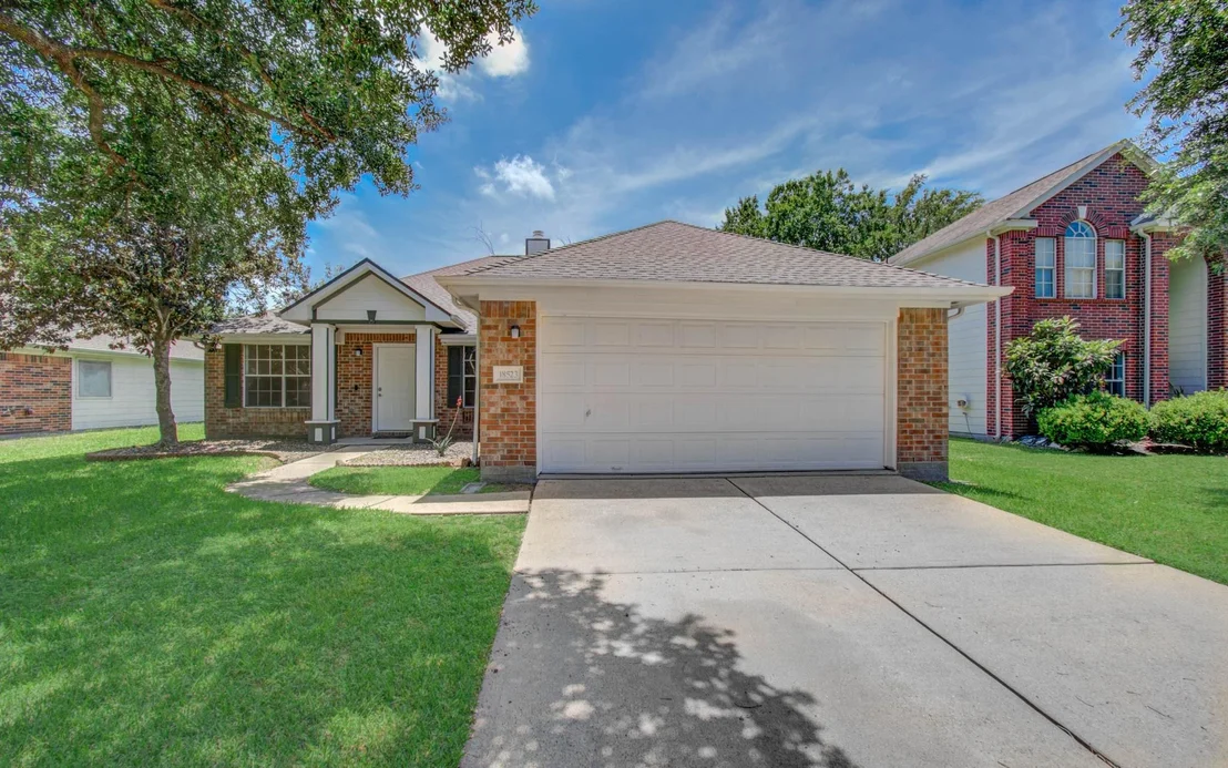 Photo of 18523 Dennington Drive