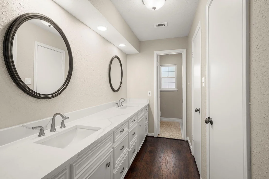 Photo of 518 Magic Oaks Drive