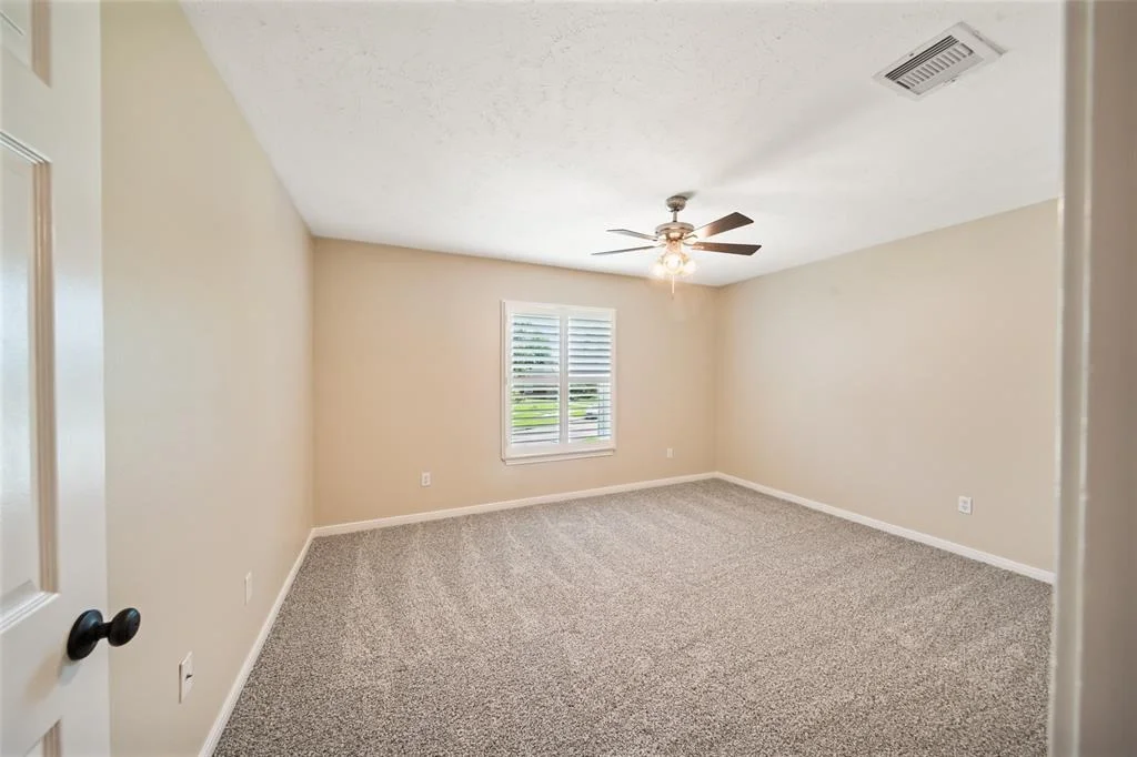 Photo of 2123 Riverside Drive