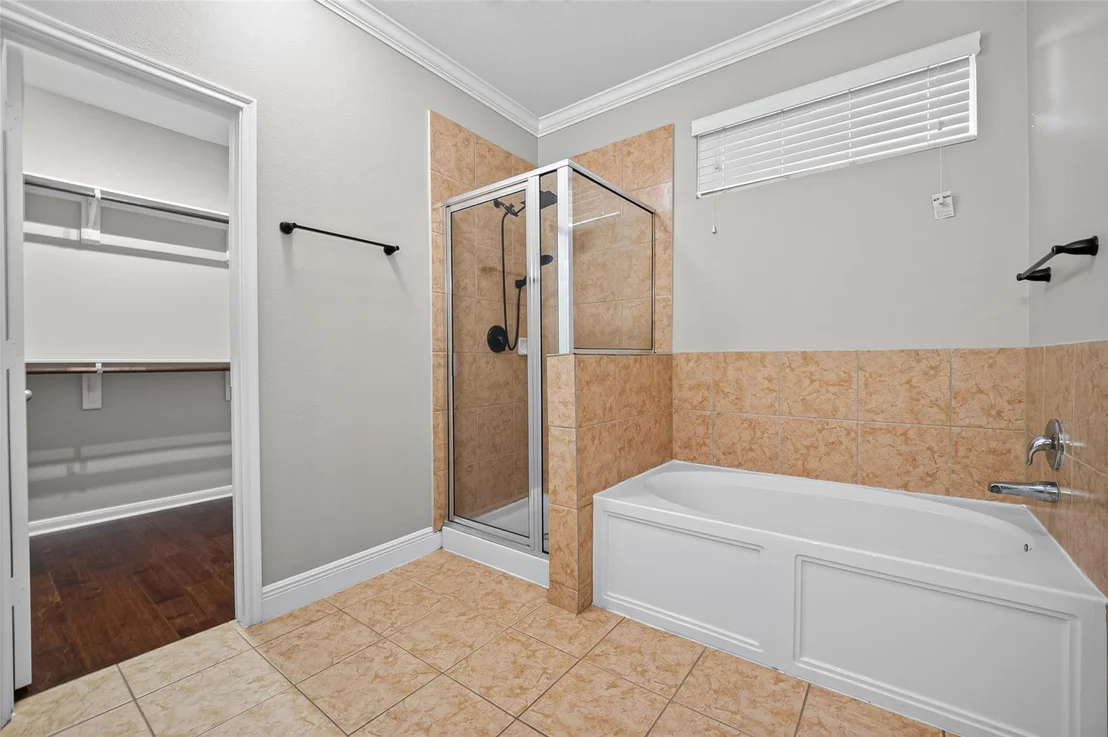 Photo of 2115 Weathersfield Trace Circle