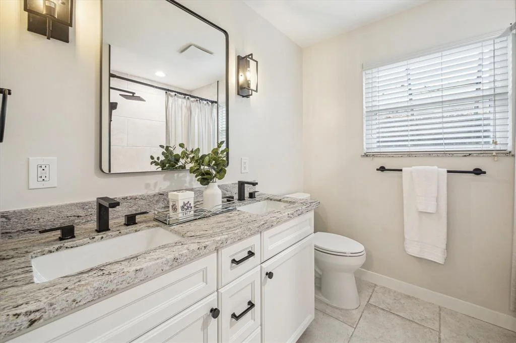 Photo of 9916 Westview Drive