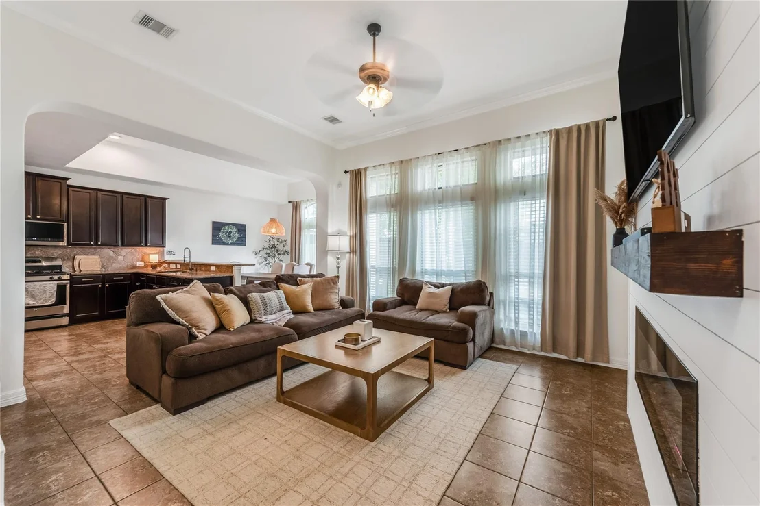Photo of 702 Aulia Lane
