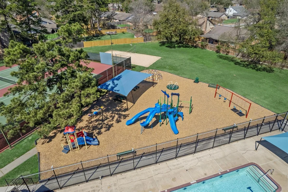 Photo of 17203 Kettle Creek Drive