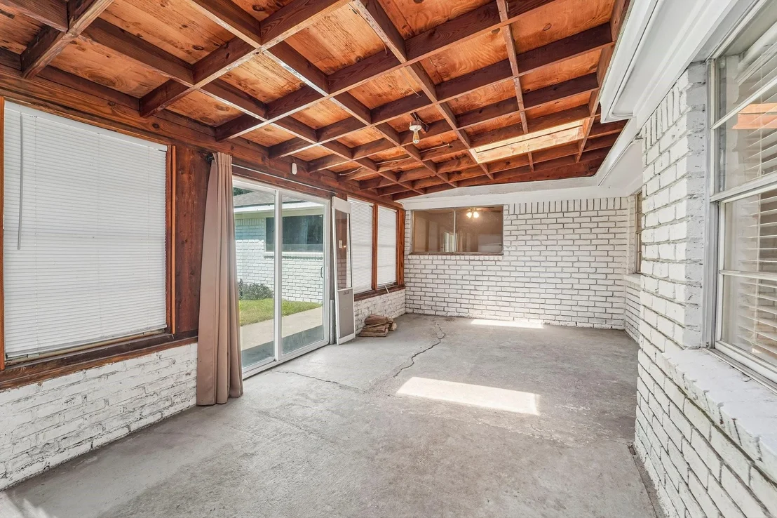 Photo of 6123 Rena Street