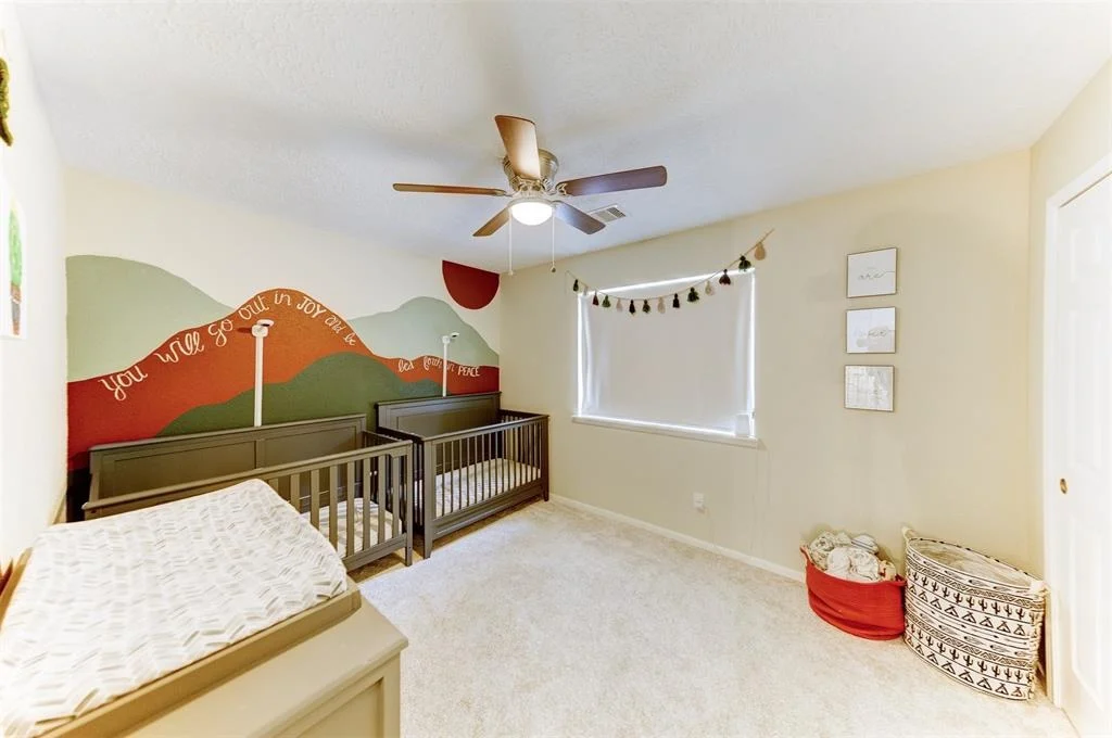Photo of 1005 Glenview Drive