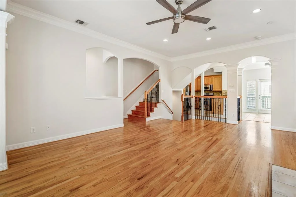 Photo of 709 Detering Street